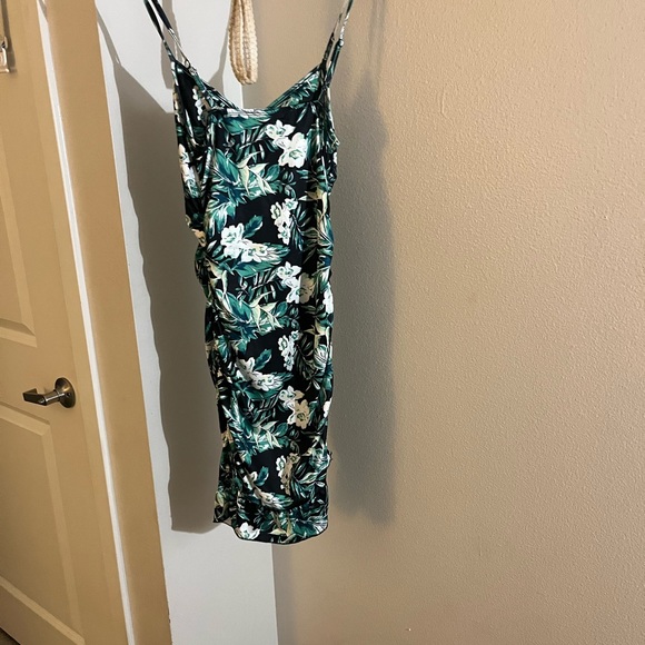 SheIn Leaf Print Dress - Picture 2 of 3